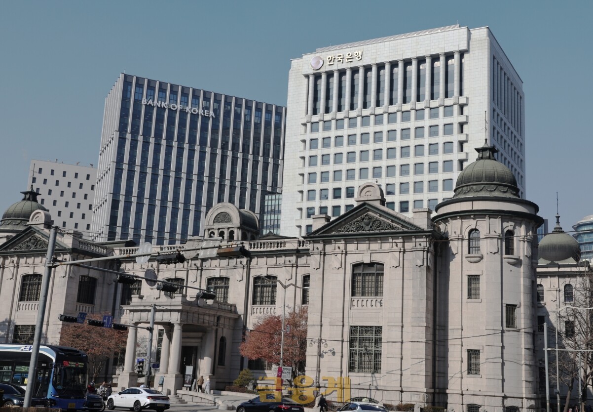한국은행, 10월 예금금리 2.57%로 상승… 대출금리는 하락 < 이시간주요뉴스 < 은행 < 금융경제 < 기사본문 - 금융계